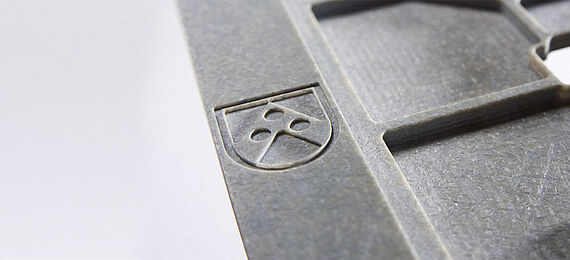 [Translate to Chinese:] 